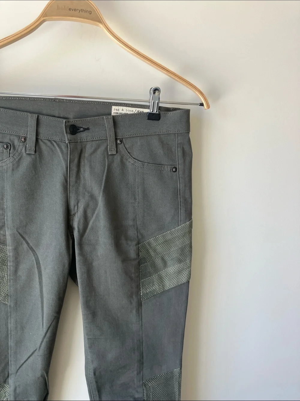 RAG & BONE Women’s Store Exclusive Army Green Halifax Skinny Pants Size 30 NWOT - Picture 2 of 10